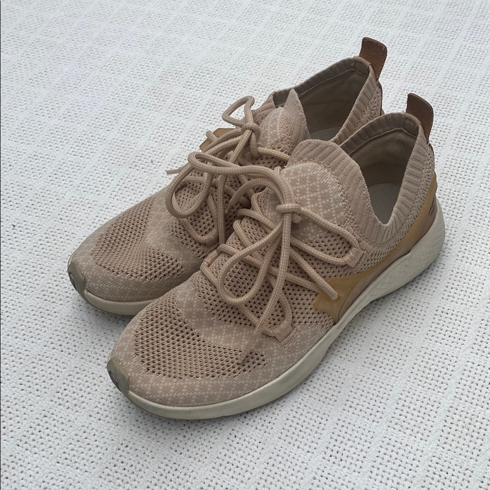 Stylish Light Pink-Tan Timberland Sneakers